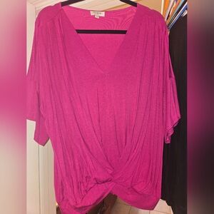 Umgee Fuchsia V-Neck Women's Blouse